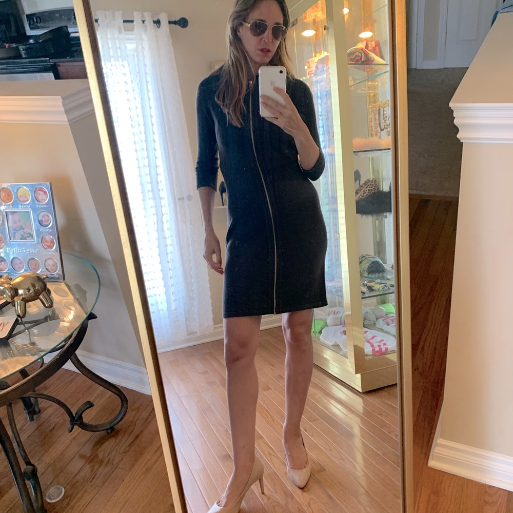 DARK GRAY QUARTER SLEEVE SWEATER DRESS